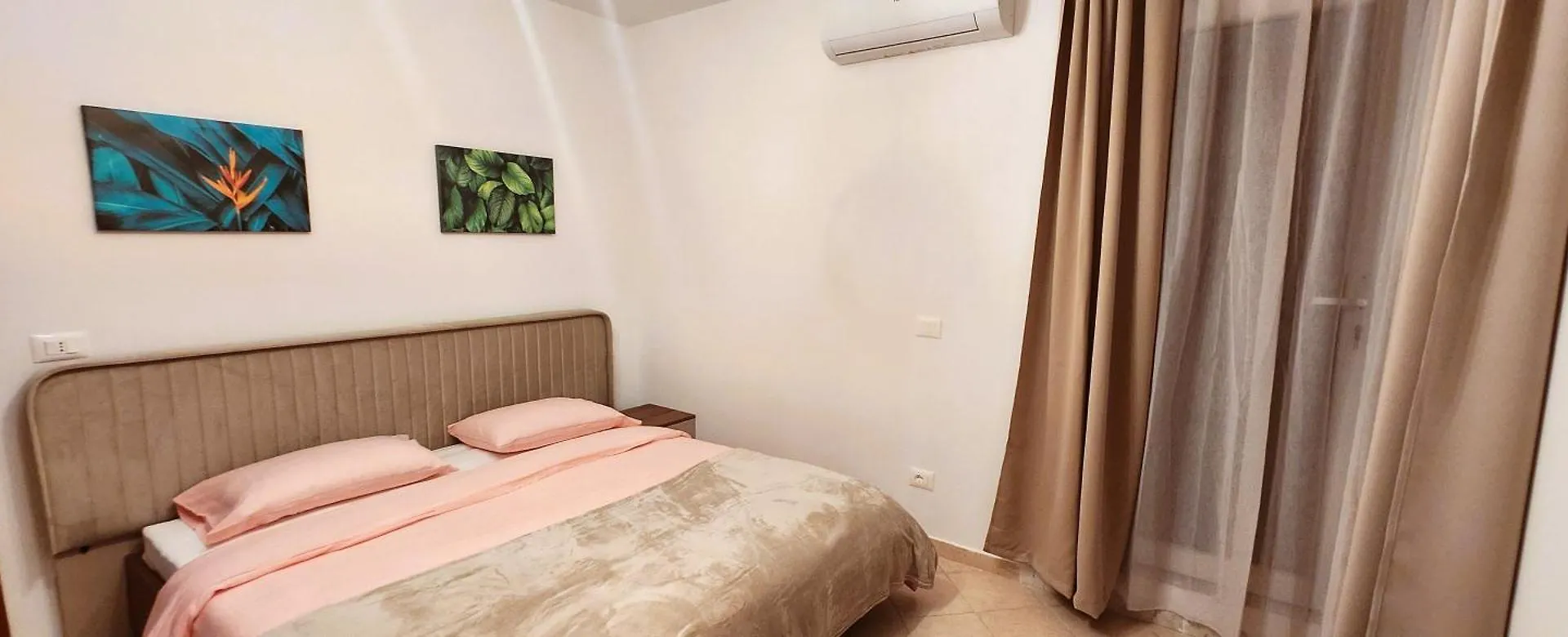 College Apartment Durrës Albania