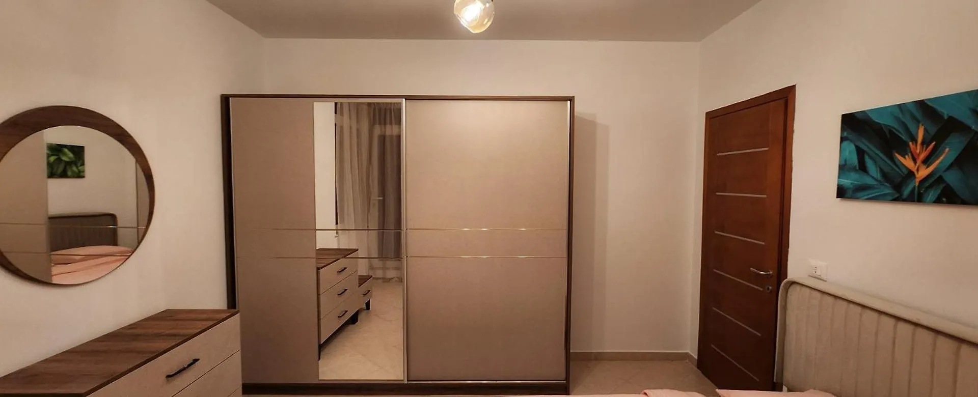 College Apartment Durrës