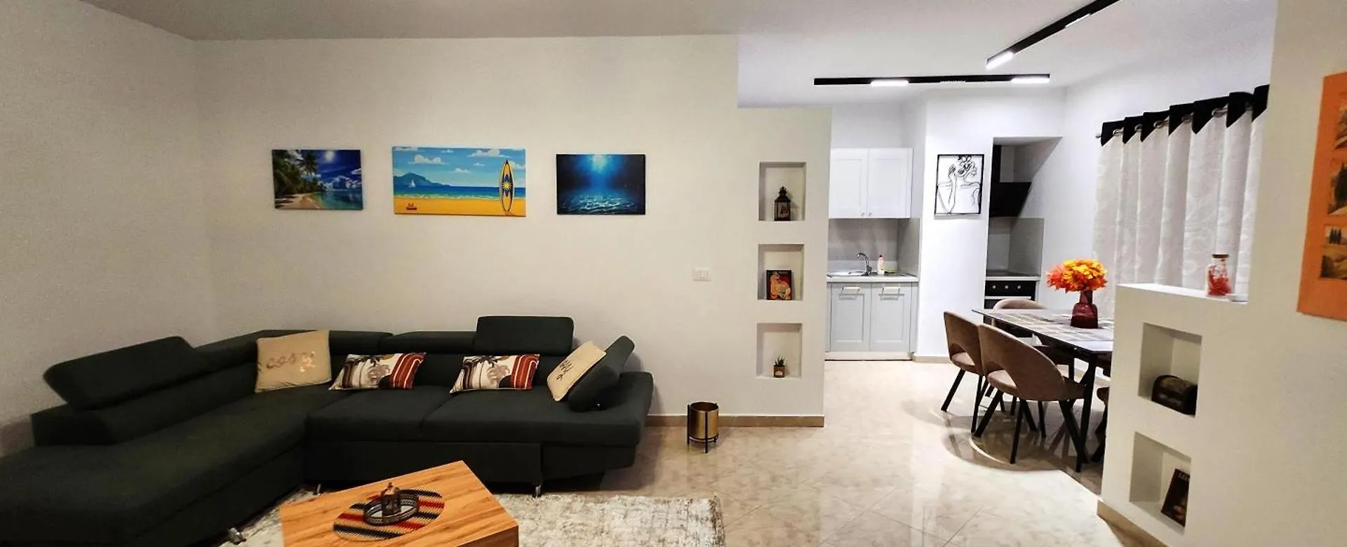College Apartment Durrës